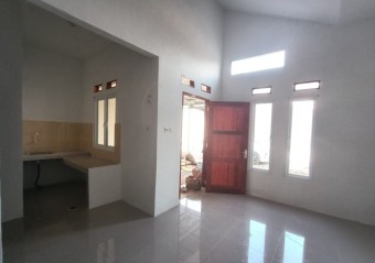 Rumah Dijual di Sriamur Tambun Utara Bekasi Sayap Mas - Ruang Tamu & Dapur
